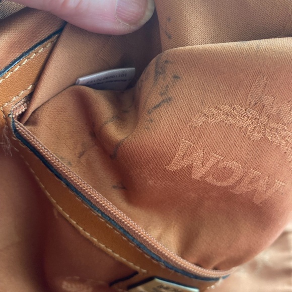 AUTHENTIC MCM - Picture 4 of 16